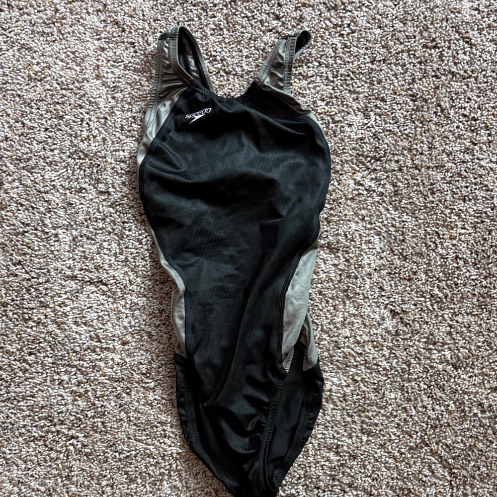 Speedo Fastskin F511 One Piece Shark Skin Suit – Women’s Competitive Swimwear